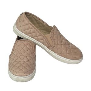 Steve Madden shoes women Size 10 slip on quilted mauve dusty pink Like New